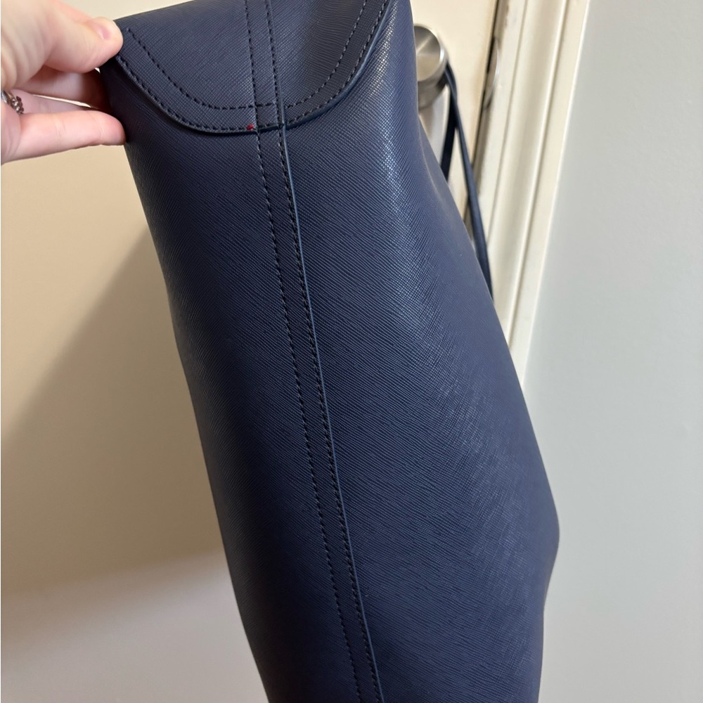 T❤️MMY tote purse - Picture 5 of 5